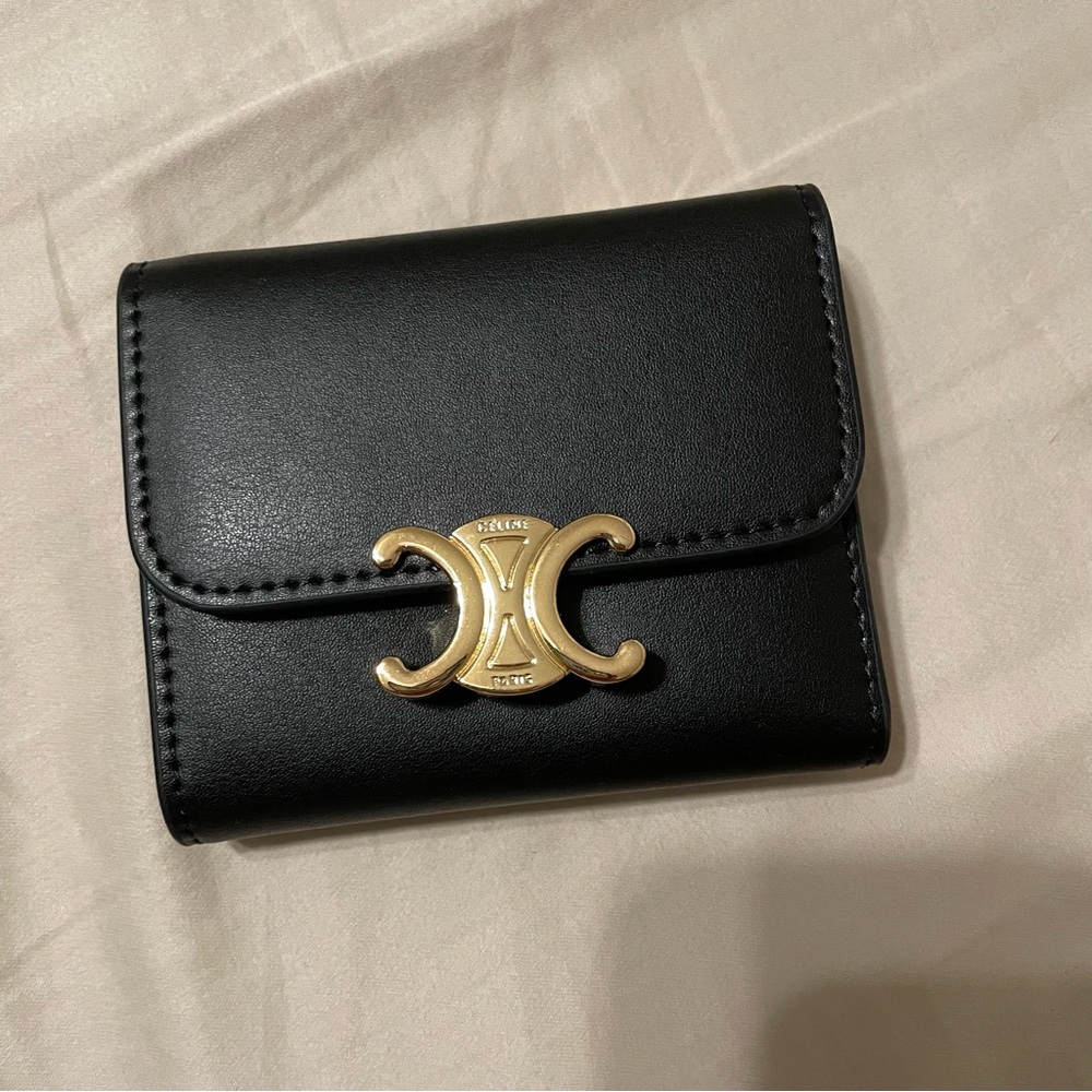Black Wallet with Removable Card Holder